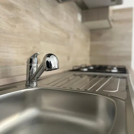 Veranda Privata E Bbq -comfort Moderno Per 4 La Caletta Appartement *